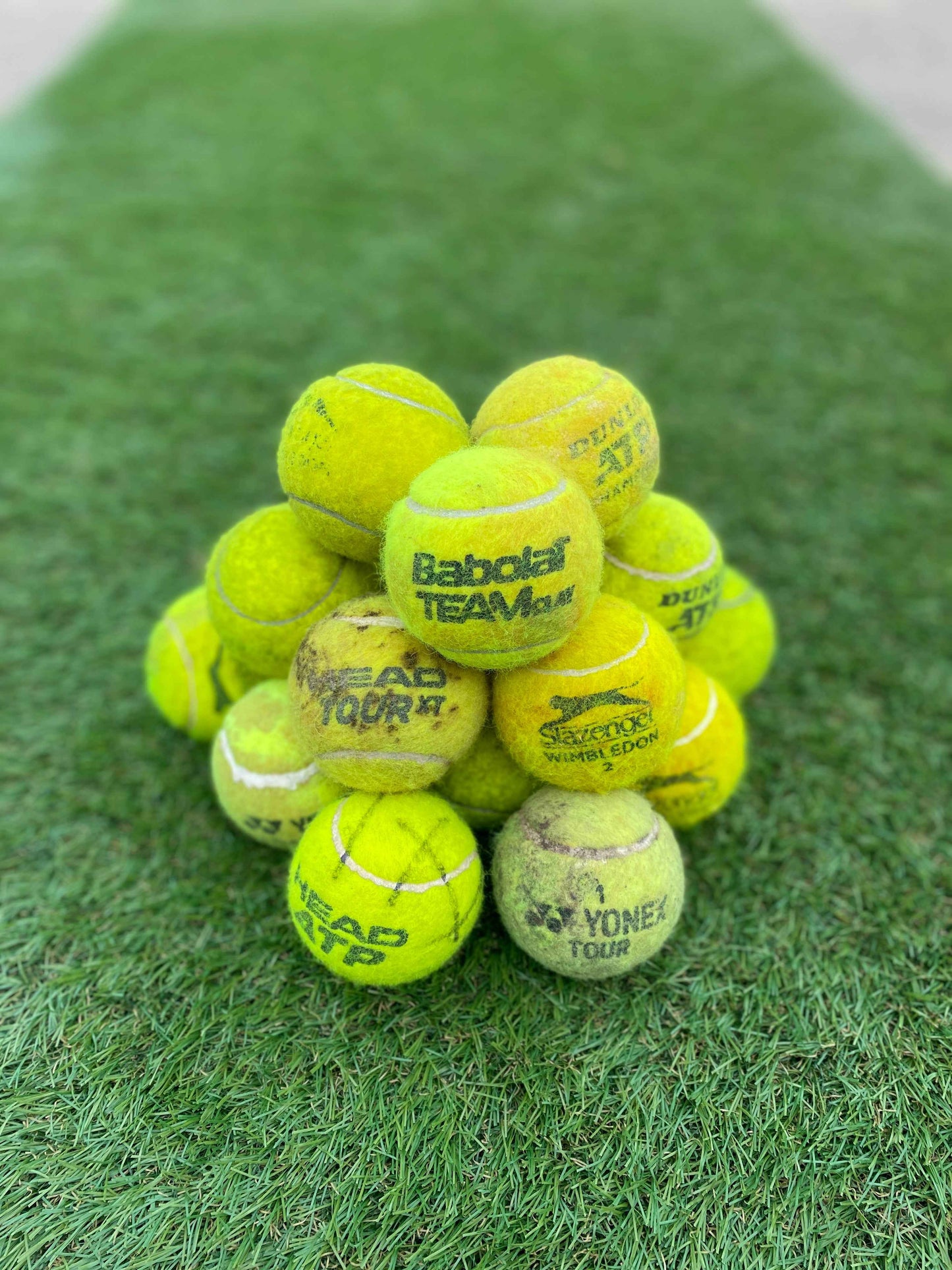 GRADE F - Budget Used Tennis Balls – Low Cost Dog & Training Balls UK